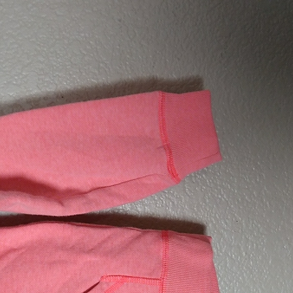 Under Armour | Girls |Long  Sleeved Hoodie | XS - Picture 5 of 9